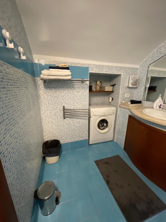 Atri Guest House Наполи Екстериор снимка